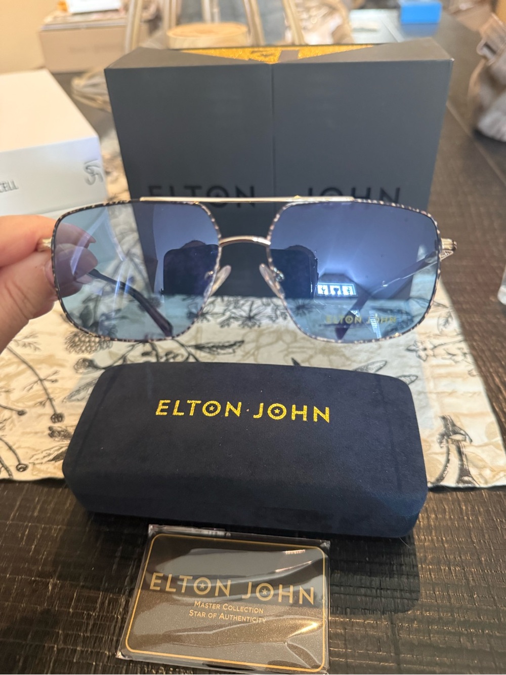 Elton John Women’s Aviator Sunglasses in Blue Gradient